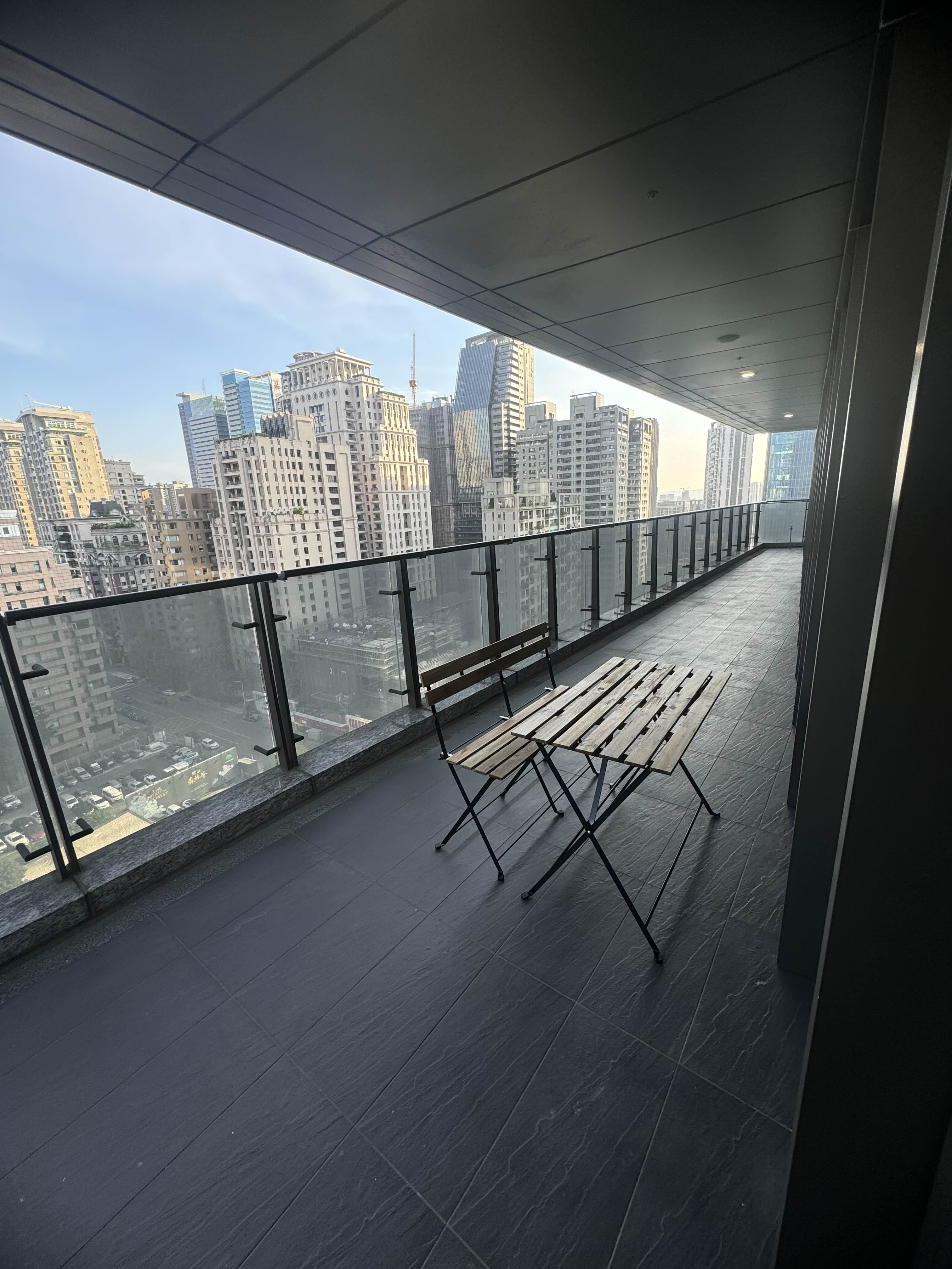 picture of work environment 0